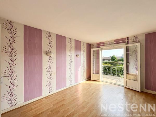 Maison familiale, 5 chambres, 1 garage, jardin - Hennebont, rive droite.