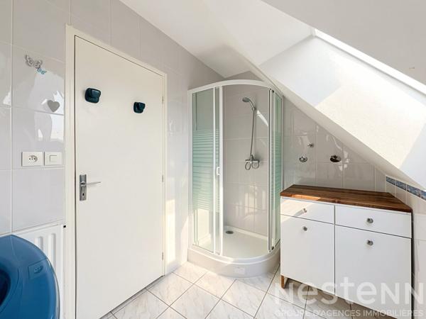 Maison familiale, 5 chambres, 1 garage, jardin - Hennebont, rive droite.