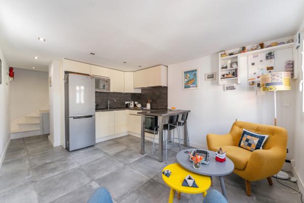 Marseille (13008) RARE - Cabanon avec terrasse aux Goudes