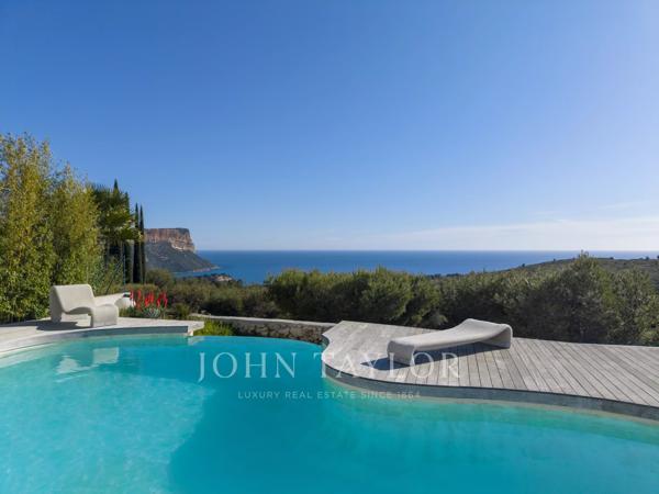 Villa contemporaine avec vue mer panoramique à Cassis