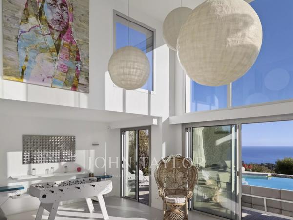 Villa contemporaine avec vue mer panoramique à Cassis