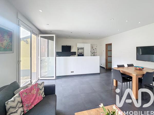 Appartement à vendre 5 pièces 102 m² Suresnes