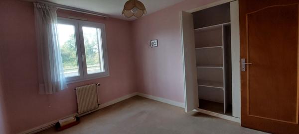 Maison  4 pièce(s)  3 chambre(s)  88 m²