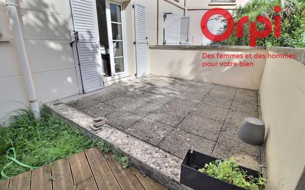 Appartement à vendre    2 pièces •  Montigny-le-Bretonneux