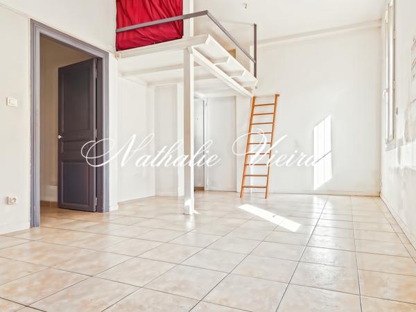 Palavas-les-Flots (34250) MAISON T3 69 m2 AVEC COUR ET TOIT TERRASSE 35 M2