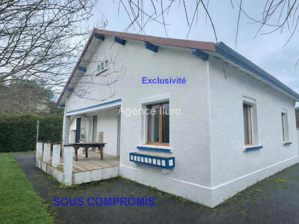 Maison - Proximite oloron-sainte-marie - Réf.:205378 EXCLUSIVITE - MAISON DE PLAIN-PIED TYPE T4 ENTIEREMENT RENOVEE SUR TERRAIN CLOS DE 1000 M² *** SOUS COMPROMIS ***