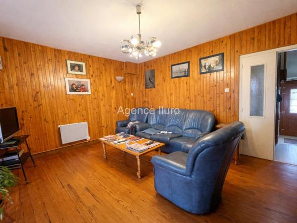 Maison - Proximite oloron-sainte-marie - Réf.:205361 PROXIMITE IMMEDIATE OLORON - MAISON D'HABITATION T5 AVEC JARDIN ET JOLIE VUE SUR LES PYRENEES -