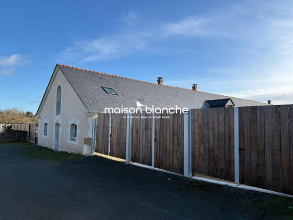 AU COEUR DU VILLAGE DE SAVENNIERES, Maison ancienne de charme