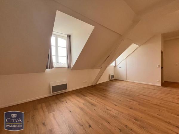 Appartement à louer 1 pièce 34.3m²