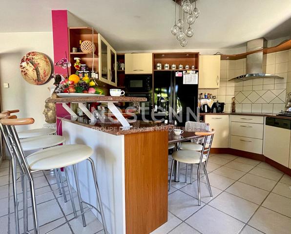 Maison contemporaine au coeur de Saint Evarzec