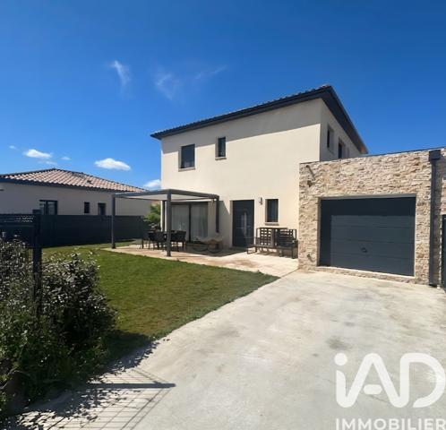 Maison à vendre 4 pièces 155 m² Laudun-l'Ardoise