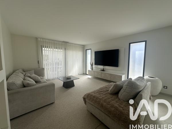 Maison à vendre 4 pièces 155 m² Laudun-l'Ardoise