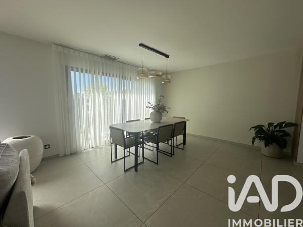 Maison à vendre 4 pièces 155 m² Laudun-l'Ardoise