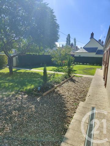 Maison à vendre  5 pièces - 102 m2 LA GUERCHE SUR L AUBOIS - 18