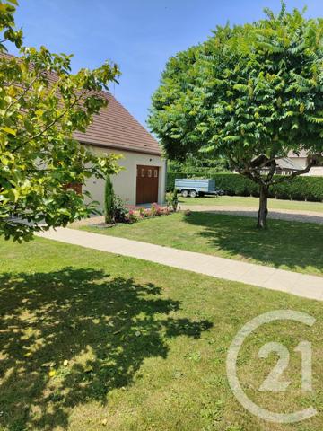 Maison à vendre  5 pièces - 102 m2 LA GUERCHE SUR L AUBOIS - 18