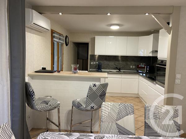 Maison à vendre  5 pièces - 102 m2 LA GUERCHE SUR L AUBOIS - 18