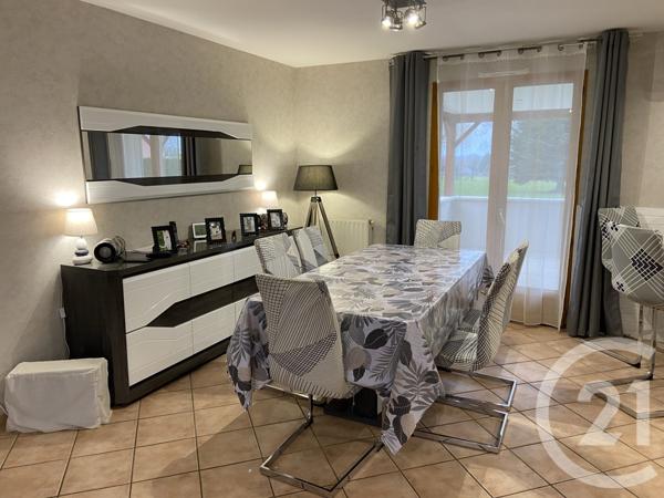 Maison à vendre  5 pièces - 102 m2 LA GUERCHE SUR L AUBOIS - 18