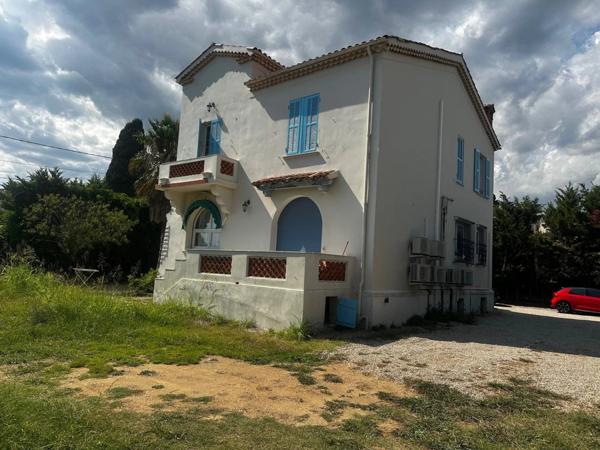 Vente Maison 9 pièces 190 m2 à Cagnes-sur-Mer