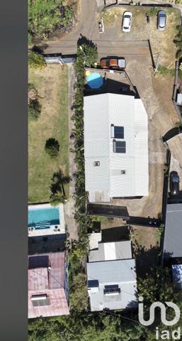 Maison 11 pièces de 270 m² à Saint-Pierre (97432)