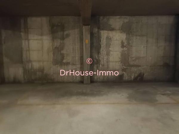 Parking / Box à vendre de 11 m²