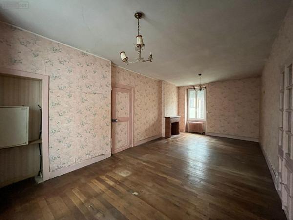 Maison de ville à vendre à Châteauroux dans l'Indre (36000), ref : 36004/334