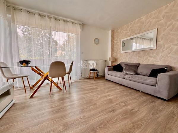 Appartement - À vendre - 44 m² - LAVAL | The Door Man
