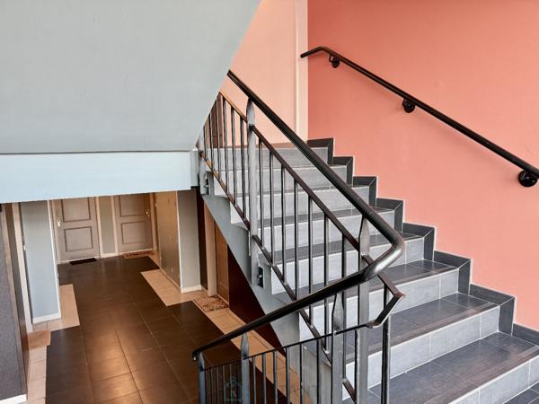 Magnifique appartement avec deux places  de parking privatives.