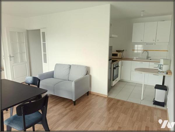 APPARTEMENT T2 TERRASSE GARAGE ASCENSEUR HYPER CENTRE LE RHEU