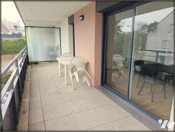 APPARTEMENT T2 TERRASSE GARAGE ASCENSEUR HYPER CENTRE LE RHEU