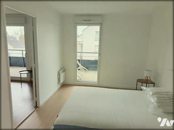 APPARTEMENT T2 TERRASSE GARAGE ASCENSEUR HYPER CENTRE LE RHEU