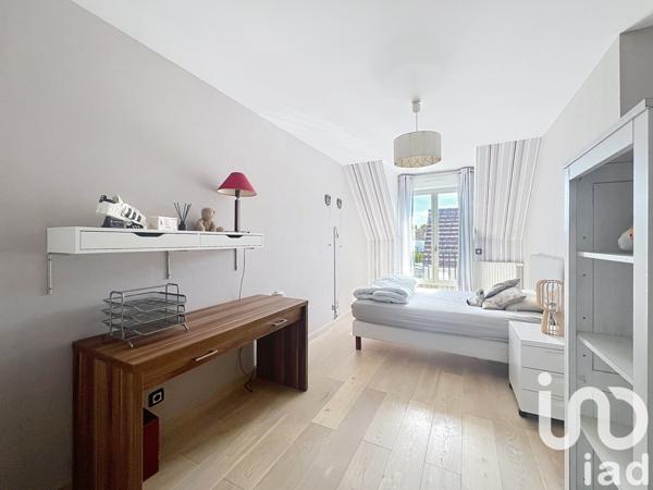 Maison à vendre 6 pièces 132 m² Cesson