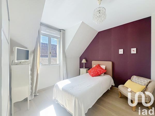 Maison à vendre 6 pièces 132 m² Cesson