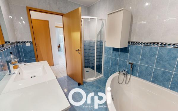 Appartement à vendre    4 pièces •  Villers-la-Montagne