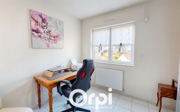 Appartement à vendre    4 pièces •  Villers-la-Montagne