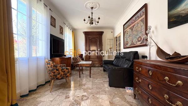 Vente
                Maison117 m² - 5 Pièces -
                    BORDEAUX (33200)