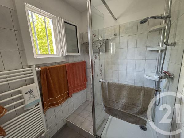 Maison à vendre  4 pièces - 136 m 2   LANTON  - 33