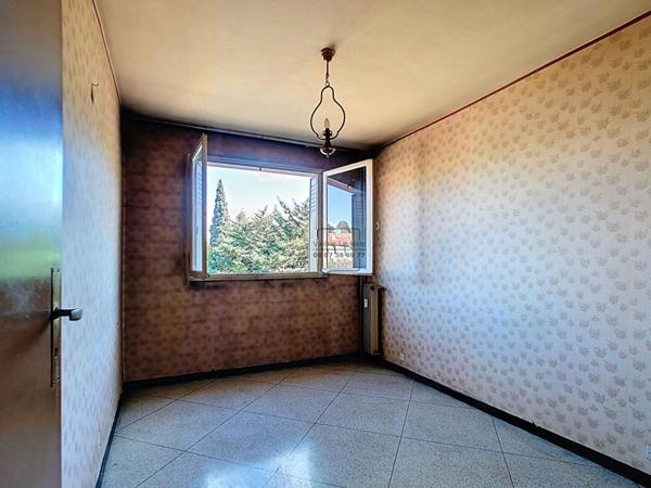 Marseille (13013) - LA ROSE - Exclusivité - Type 3 + stationnement privatif - A rénover