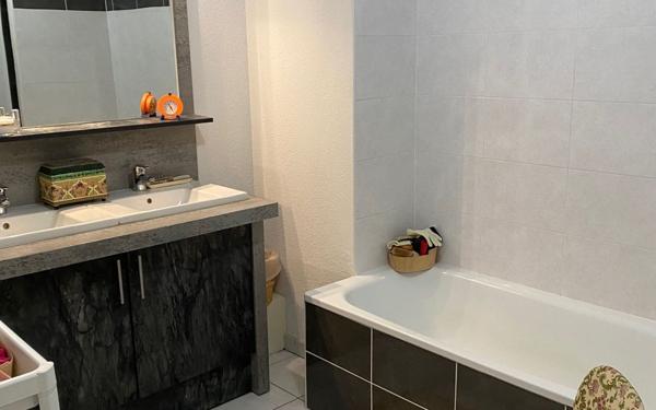 Appartement à vendre    5 pièces • 143 m2 Toulouse