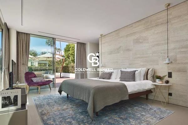 Villa 8 pièces à vendre Cannes - 06400 / Réf: 85865437