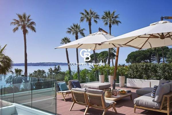 Villa 8 pièces à vendre Cannes - 06400 / Réf: 85865437