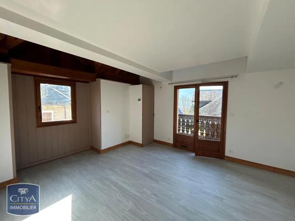 Appartement à louer 2 pièces 45m² Frontenex (73460)