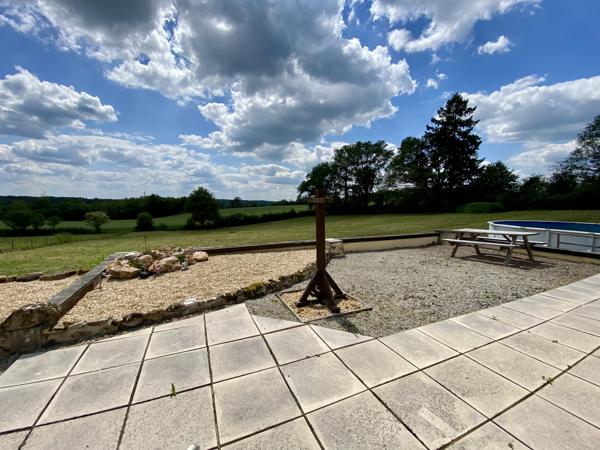Maison à vendre à Les Salles-Lavauguyon (87440) - Haute-Vienne
