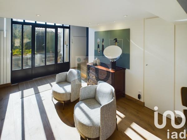 Maison traditionnelle 5 pièces de 130 m² à La Flotte (17630)