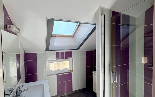 Maison à vendre    6 pièces •  Bélâbre