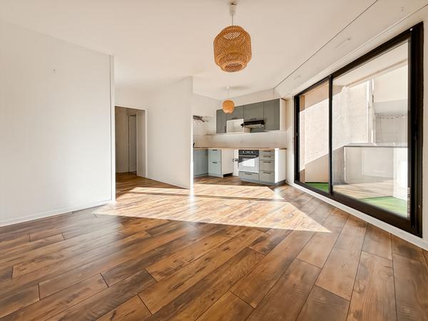 A vendre appartement T1 Bis Bordeaux 33000