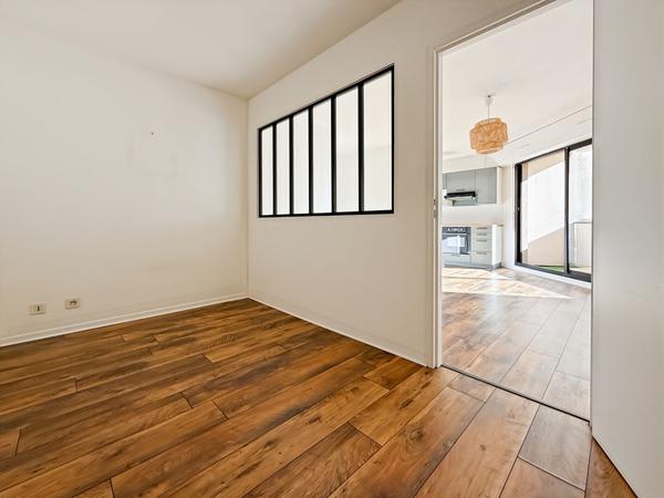 A vendre appartement T1 Bis Bordeaux 33000