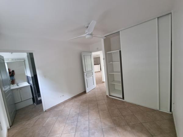 APPARTEMENT T4 A DUGAZON - LES ABYMES