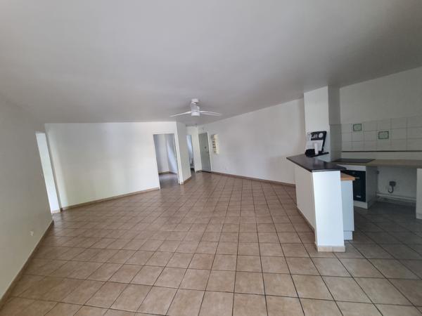 APPARTEMENT T4 A DUGAZON - LES ABYMES