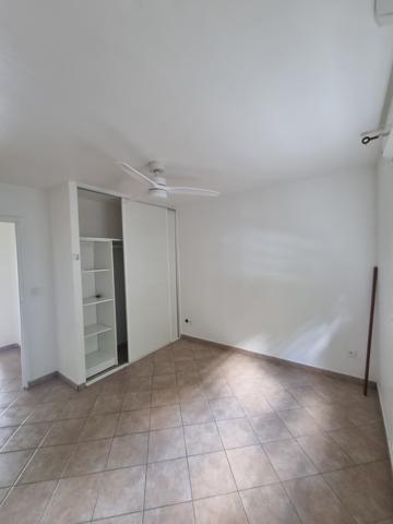 APPARTEMENT T4 A DUGAZON - LES ABYMES