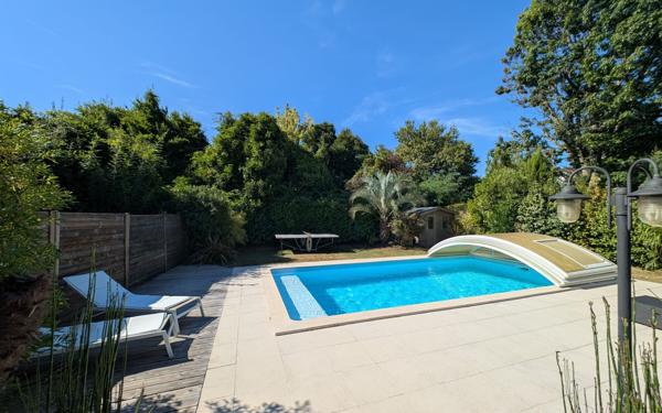 Maison à vendre    5 pièces •  Gradignan